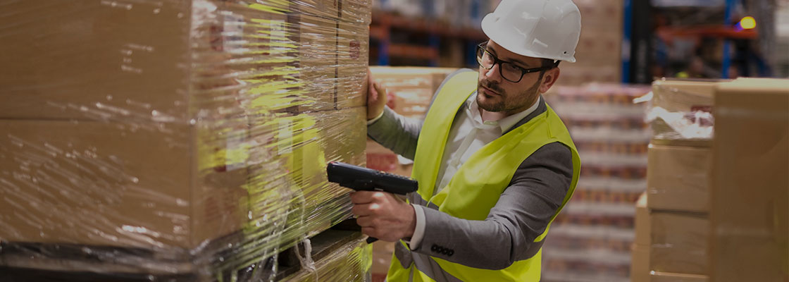 shrink wrapping service in Dubai UAE